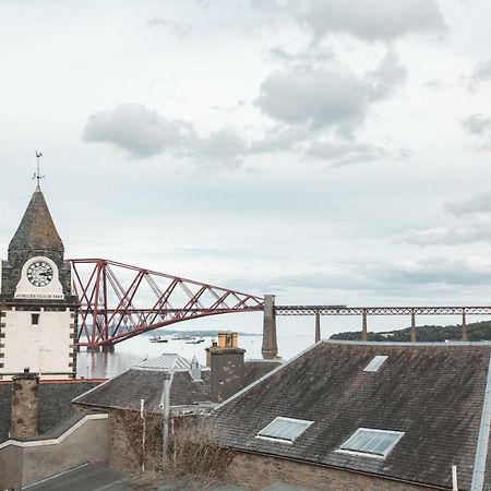 The Queens South Queensferry Екстериор снимка